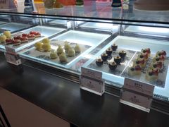 -华邑酒店·鲜艳全日自助餐厅