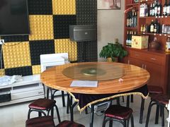 -龙井源餐厅(龙井峡漂流店)
