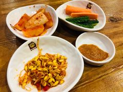 小菜-喇喇排骨火锅·传统韩式脊骨汤(望京西园总店)