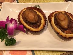 鲍鱼鸡粒酥-添好运点心专门店(百老汇店)