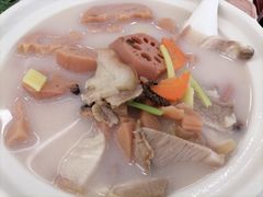 莲藕煲猪踭-誉点壹品酒家(中山八店)