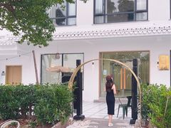 -弥舍·湖景团建泳池派对别墅·湖山境店