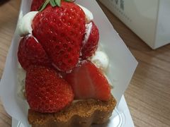 草莓芝士挞-黑草莓(重庆路店)