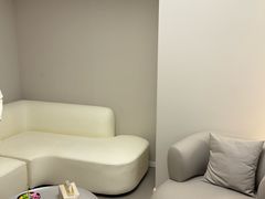 -壹点灵·心理咨询中心(中山公园店)