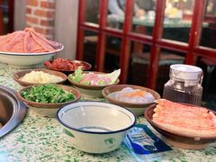 山城小酥肉-鸿姐老火锅(静安店)