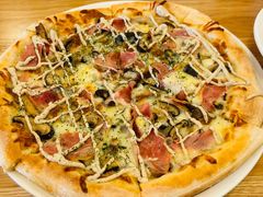 -城市大道红炉披萨烘焙坊