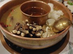 -慢丽江·云南野生菌土鸡锅(付家庄店)