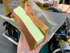 -詹爷爷乌节路街头冰淇淋