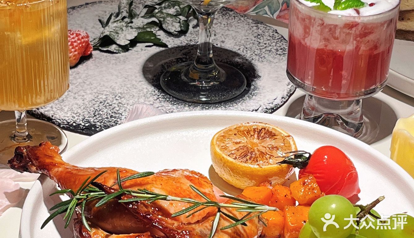 圣诞节约会好去处，就在这家新晋西餐厅🎄