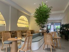 -乍甸乳业鲜奶吧(红河水乡店)