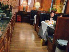 -八府香鸭·啫啫煲(华山路店)