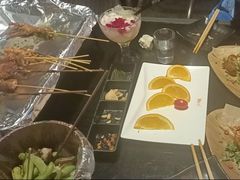 -何师烧烤·香辣蟹·川菜·30年老品牌(太古里旗舰店)