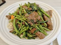 沙茶牛肉炒面-台北楚楚园馅饼粥(虹桥南丰城店)