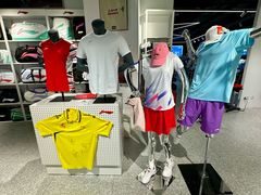 -YONEX苗江运动城(源深店)