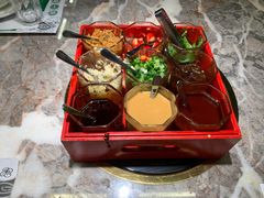 九宫格酱料-禄婶鸡煲·打边炉