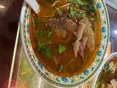 -金杨拉面王小吃面馆·牛三宝面·红烧牛肉粉