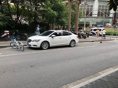 -上海来福士广场-停车场