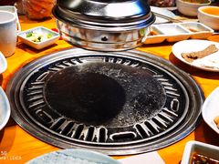 -唯成•韩国炭火烤肉 유성고기