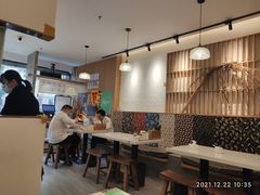 大堂-李与白包子铺(桐梓林店)