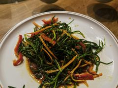 -蒙亨·阿木图赛(乌兰察布天恒广场店)