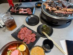 -啊美丽炭火烤肉(滑翔一店)