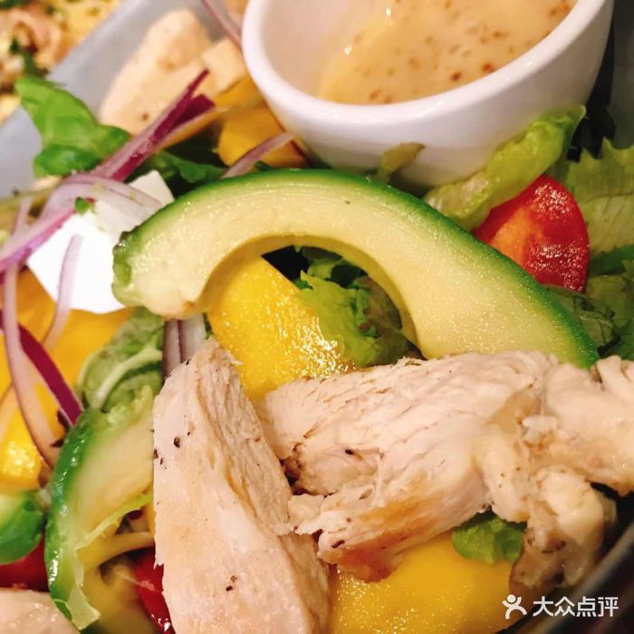 wagas沃歌斯(西站食宝街店)鸡肉牛油果芒果色拉图片