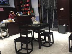 -鸿兴面馆馄饨小笼(稻香店)