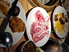 -韩京炭火烤肉自助料理(柯桥万达店)