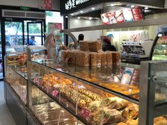 面包甜点陈列柜-味多美(上南路店)
