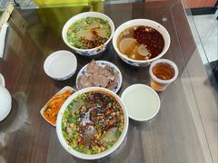 -吾穆勒蓬灰牛肉面·清真(北滨河中路店)