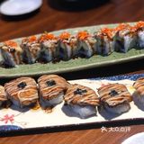 环境： 店在泰华新天地四楼，电影院旁边