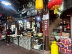 -土砂锅生态山庄·非遗砂锅雅鱼