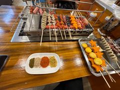 -哈尔滨小酒馆·鲜肉现穿自助烧烤(康新花园店)