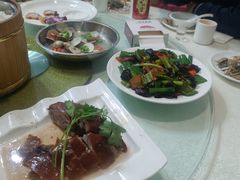-一品美食城(石碣序伦小学店)