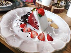 草莓蛋糕-Cafe Rooftop Cheongsapo