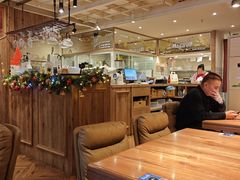-玛格萝妮比萨屋(陆家浜路店)