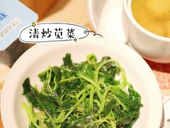 -老乡鸡(上海白玉兰广场店)
