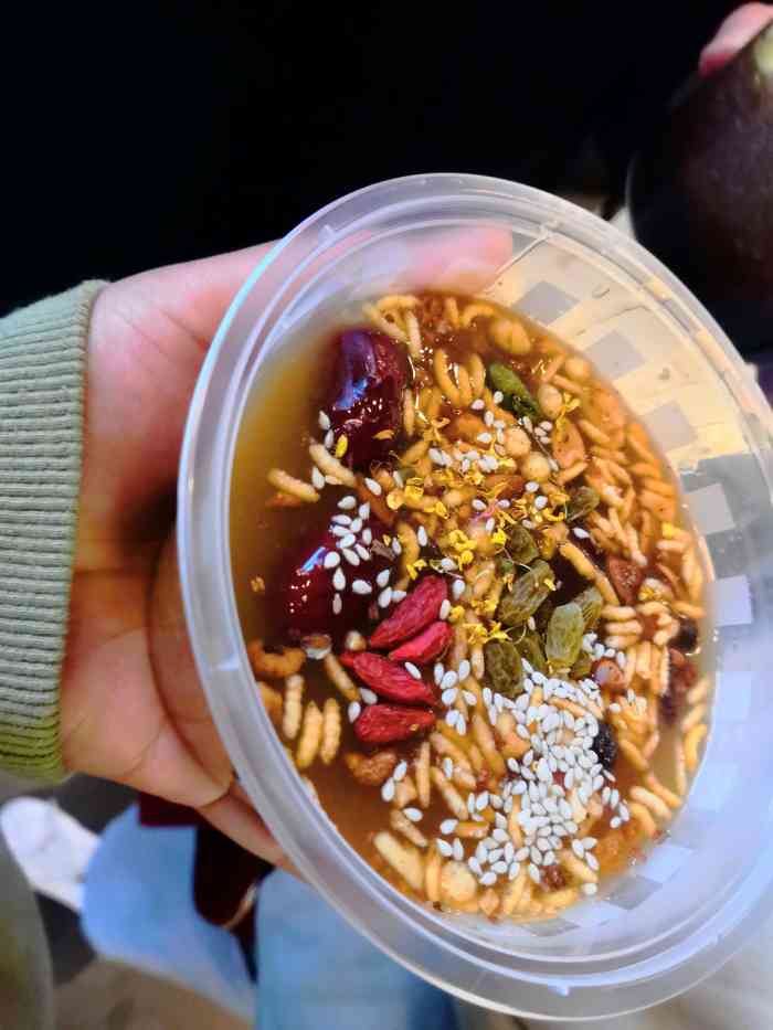 啵樱手搓冰粉(爱融荟城店)-"口味:双拼很划算,单点一个冰粉加了翻砂红