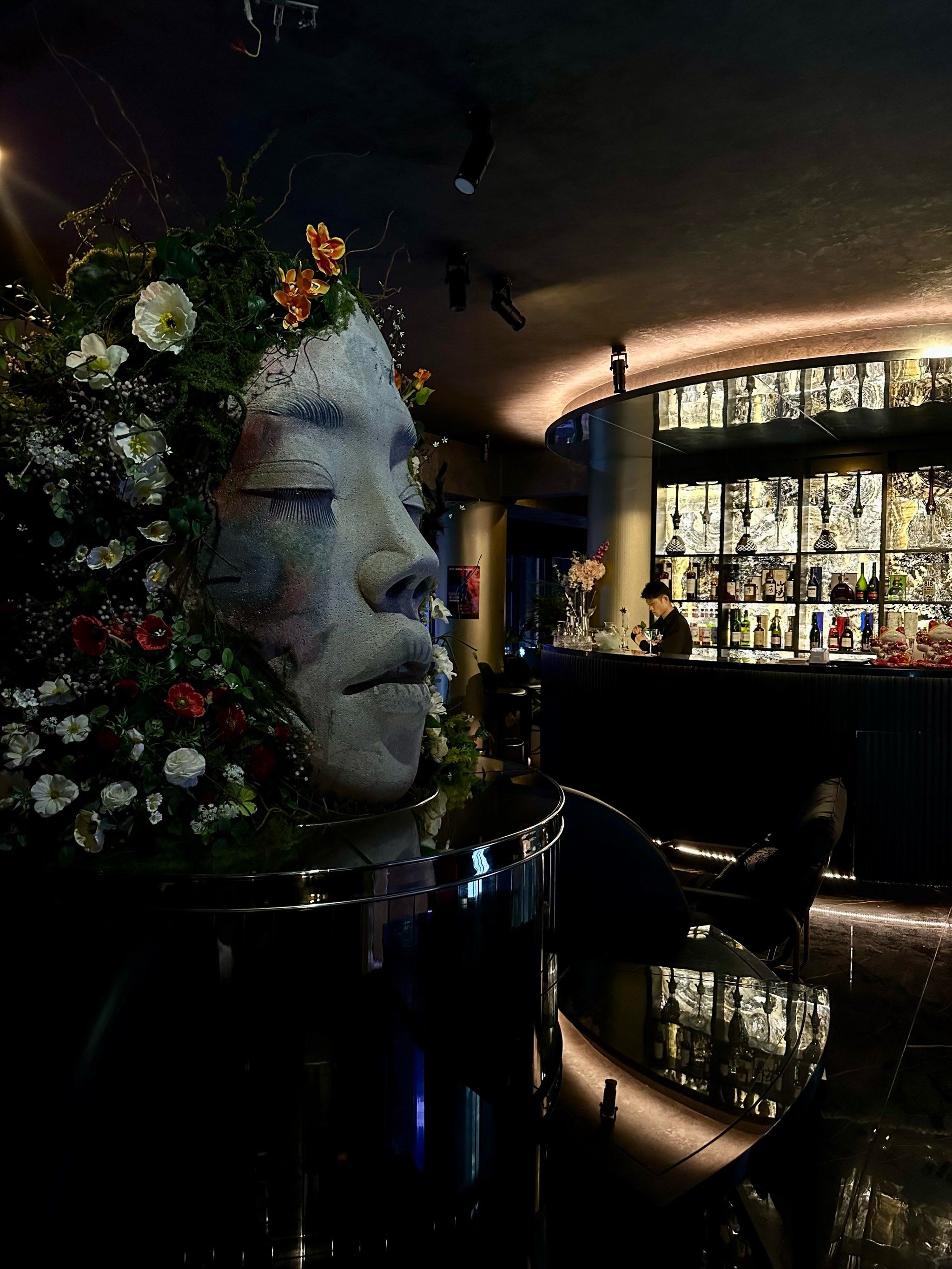 成都bar新店!只能用震撼形容