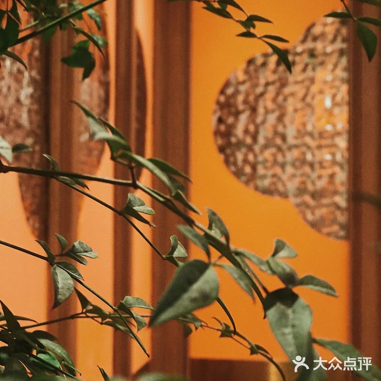 秋天的第几杯奶茶?📍这家新中式国潮风的联名店你一定要来。