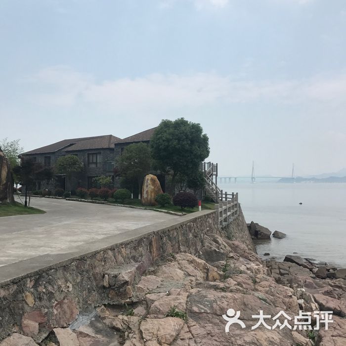 宁波鹰龙海畔度假酒店图片