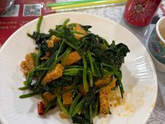 -汗腾格里·风味餐厅(新疆驻京办店)