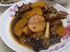 -大眼强五杯鹅·桑拿鸡煲