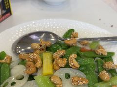 -粤盛海鲜平价店(洛溪食街店)