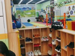 -小岳飞儿童训练馆(华腾店)