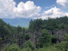 -梭布垭石林景区