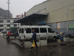 -七宝蔬菜农副产品综合交易市场-停车场