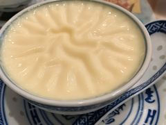 -广信牛奶甜品世家(台东店)