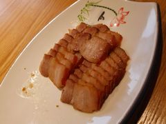 -头上红煨盐鸡·非遗院子餐厅