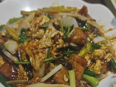 -东口码头·烧鸽子·鱼头泡饼·地方菜(金鹰悦城店)